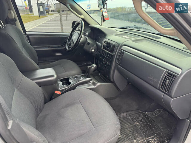 Серый Джип Гранд Чероки, объемом двигателя 3.96 л и пробегом 220 тыс. км за 6800 $, фото 11 на Automoto.ua