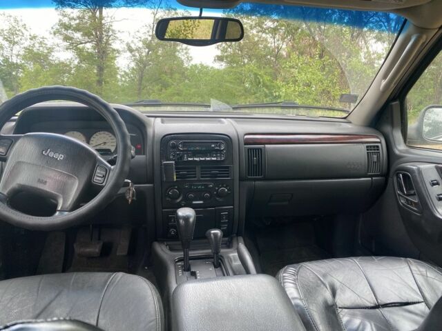 Серый Джип Гранд Чероки, объемом двигателя 2.7 л и пробегом 460 тыс. км за 5500 $, фото 5 на Automoto.ua