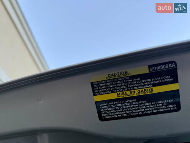 Серый Джип Гранд Чероки, объемом двигателя 2.69 л и пробегом 265 тыс. км за 9700 $, фото 23 на Automoto.ua