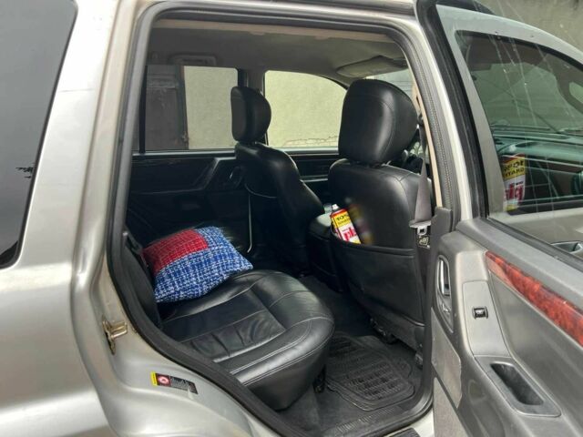 Сірий Джип Grand Cherokee, об'ємом двигуна 2.7 л та пробігом 265 тис. км за 6000 $, фото 4 на Automoto.ua