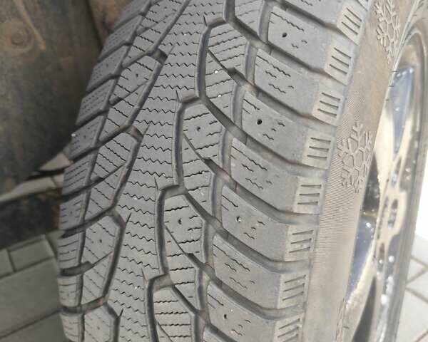 Сірий Джип Grand Cherokee, об'ємом двигуна 2.69 л та пробігом 236 тис. км за 4100 $, фото 4 на Automoto.ua