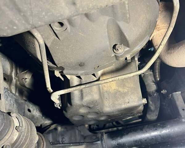 Серый Джип Гранд Чероки, объемом двигателя 2.69 л и пробегом 320 тыс. км за 10600 $, фото 52 на Automoto.ua