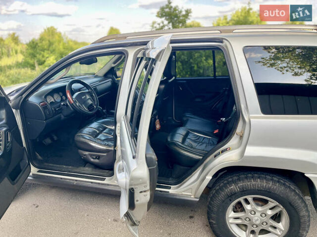 Сірий Джип Grand Cherokee, об'ємом двигуна 2.69 л та пробігом 343 тис. км за 8100 $, фото 23 на Automoto.ua