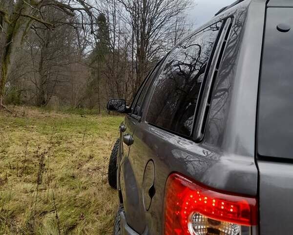 Сірий Джип Grand Cherokee, об'ємом двигуна 2.69 л та пробігом 343 тис. км за 8650 $, фото 4 на Automoto.ua