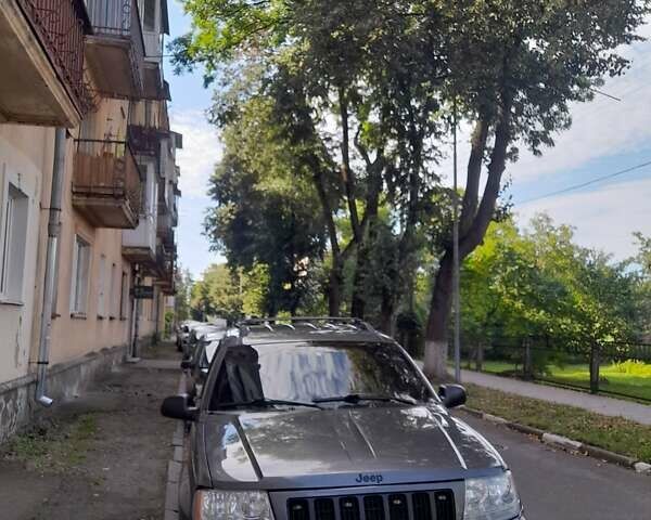 Сірий Джип Grand Cherokee, об'ємом двигуна 2.69 л та пробігом 343 тис. км за 8560 $, фото 6 на Automoto.ua