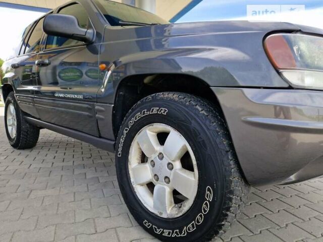 Сірий Джип Grand Cherokee, об'ємом двигуна 2.7 л та пробігом 300 тис. км за 8550 $, фото 9 на Automoto.ua