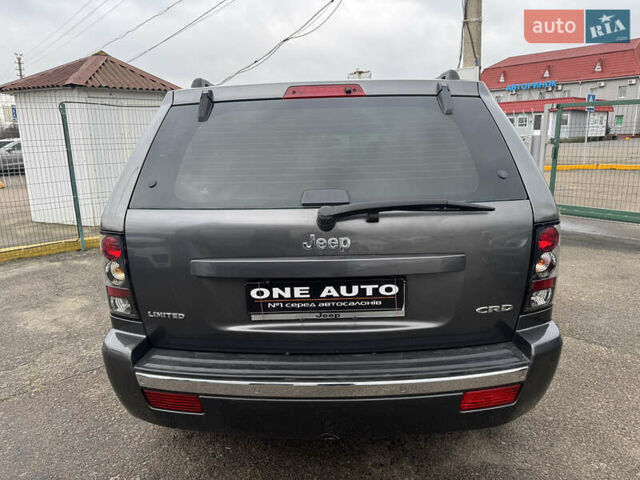 Сірий Джип Grand Cherokee, об'ємом двигуна 2.99 л та пробігом 402 тис. км за 9990 $, фото 8 на Automoto.ua