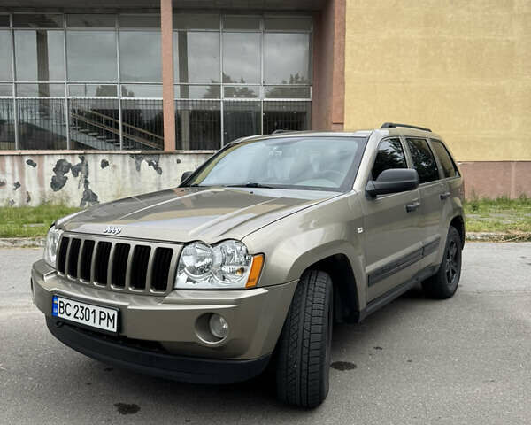 Серый Джип Гранд Чероки, объемом двигателя 2.99 л и пробегом 190 тыс. км за 10700 $, фото 2 на Automoto.ua