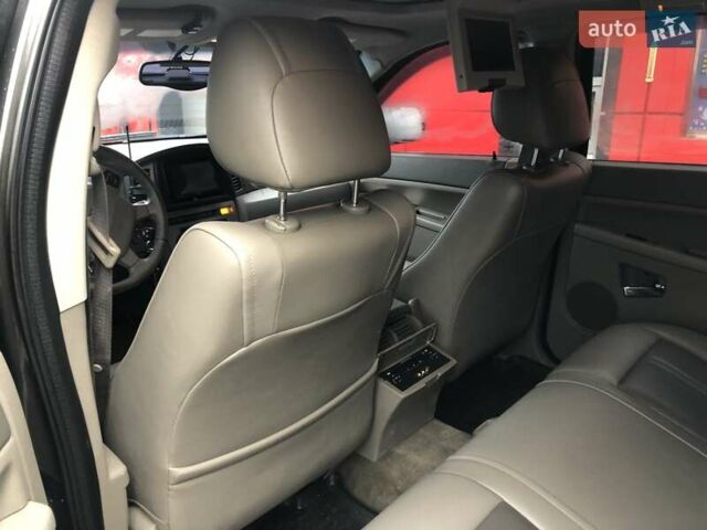 Серый Джип Гранд Чероки, объемом двигателя 4.7 л и пробегом 189 тыс. км за 9555 $, фото 1 на Automoto.ua