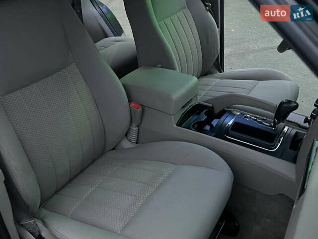 Серый Джип Гранд Чероки, объемом двигателя 3.7 л и пробегом 268 тыс. км за 6600 $, фото 37 на Automoto.ua