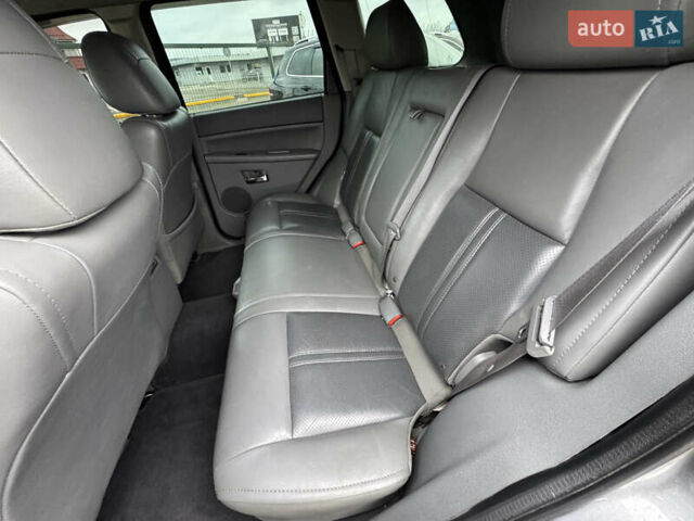 Сірий Джип Grand Cherokee, об'ємом двигуна 2.99 л та пробігом 402 тис. км за 9990 $, фото 24 на Automoto.ua