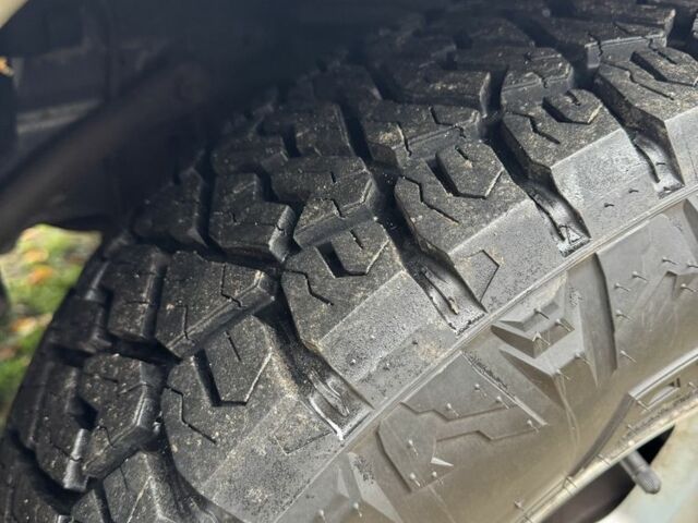 Сірий Джип Grand Cherokee, об'ємом двигуна 0 л та пробігом 335 тис. км за 4800 $, фото 2 на Automoto.ua