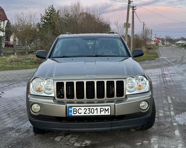 Сірий Джип Grand Cherokee, об'ємом двигуна 2.99 л та пробігом 195 тис. км за 10500 $, фото 1 на Automoto.ua