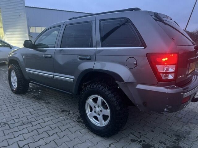 Серый Джип Гранд Чероки, объемом двигателя 0 л и пробегом 256 тыс. км за 3269 $, фото 2 на Automoto.ua