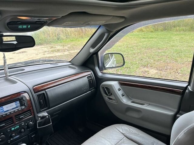 Серый Джип Гранд Чероки, объемом двигателя 2.7 л и пробегом 360 тыс. км за 5550 $, фото 7 на Automoto.ua