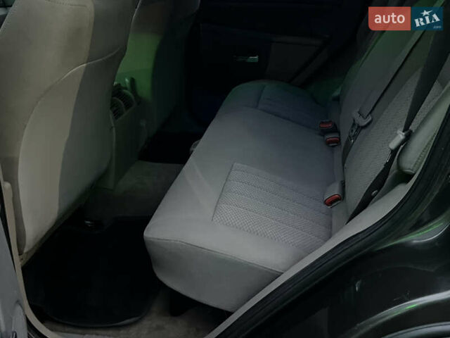 Серый Джип Гранд Чероки, объемом двигателя 3.7 л и пробегом 268 тыс. км за 6600 $, фото 32 на Automoto.ua