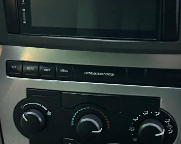 Серый Джип Гранд Чероки, объемом двигателя 3.7 л и пробегом 268 тыс. км за 6600 $, фото 40 на Automoto.ua