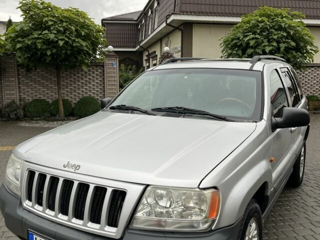 Сірий Джип Grand Cherokee, об'ємом двигуна 2.7 л та пробігом 355 тис. км за 5350 $, фото 1 на Automoto.ua