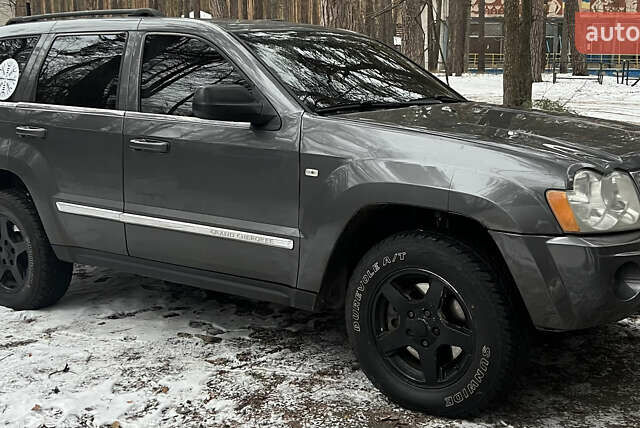 Сірий Джип Grand Cherokee, об'ємом двигуна 2.99 л та пробігом 400 тис. км за 9500 $, фото 6 на Automoto.ua