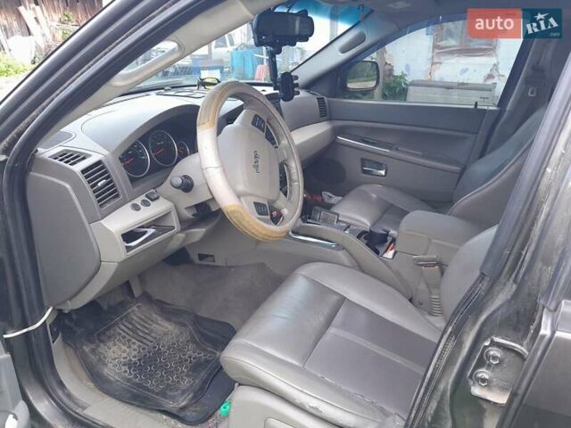 Сірий Джип Grand Cherokee, об'ємом двигуна 4.7 л та пробігом 190 тис. км за 8600 $, фото 15 на Automoto.ua