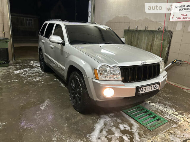 Сірий Джип Grand Cherokee, об'ємом двигуна 2.99 л та пробігом 230 тис. км за 10450 $, фото 3 на Automoto.ua