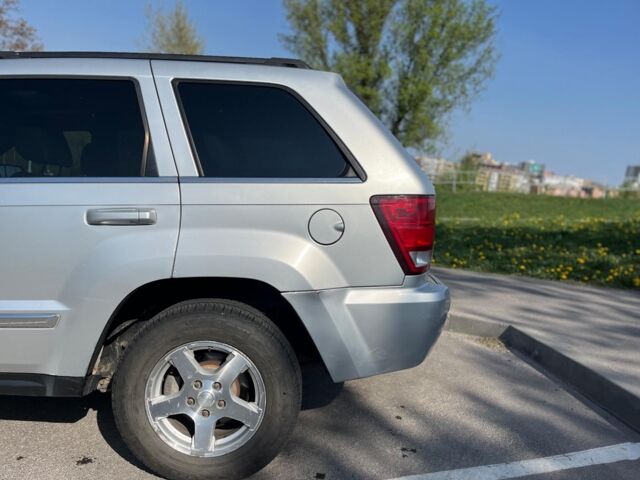 Сірий Джип Grand Cherokee, об'ємом двигуна 3 л та пробігом 286 тис. км за 9790 $, фото 11 на Automoto.ua