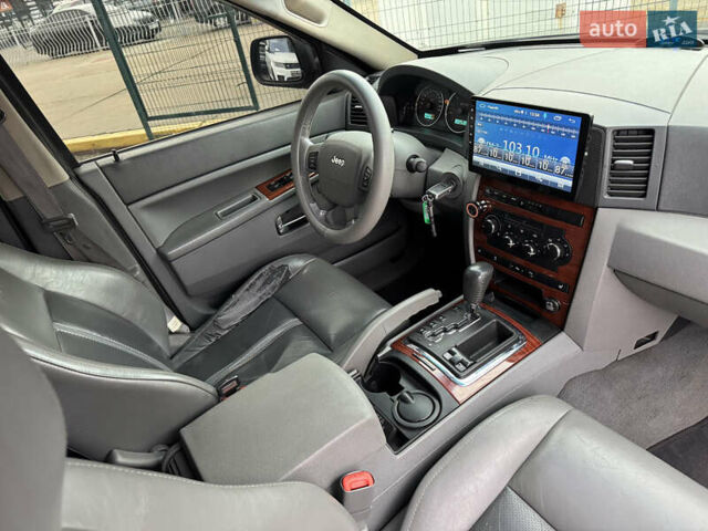 Сірий Джип Grand Cherokee, об'ємом двигуна 2.99 л та пробігом 402 тис. км за 9990 $, фото 32 на Automoto.ua