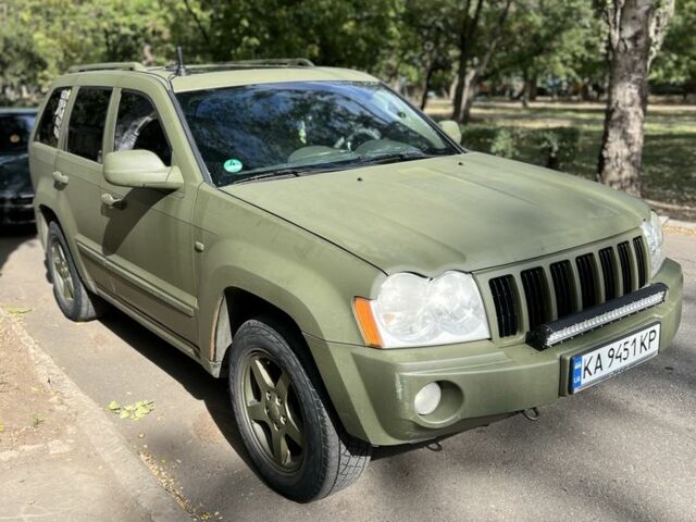 Джип Grand Cherokee 2005 у Краматорске на Automoto.ua Сірий Джип Grand Cherokee, об'ємом двигуна 3 л та пробігом 348 тис. км за 7500 $, фото 1 на Automoto.ua