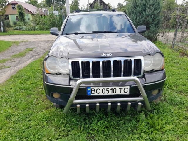 Сірий Джип Grand Cherokee, об'ємом двигуна 4.7 л та пробігом 150 тис. км за 8500 $, фото 1 на Automoto.ua