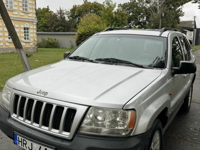 Сірий Джип Grand Cherokee, об'ємом двигуна 2.7 л та пробігом 355 тис. км за 5350 $, фото 1 на Automoto.ua