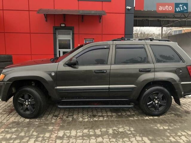 Серый Джип Гранд Чероки, объемом двигателя 4.7 л и пробегом 189 тыс. км за 9555 $, фото 6 на Automoto.ua