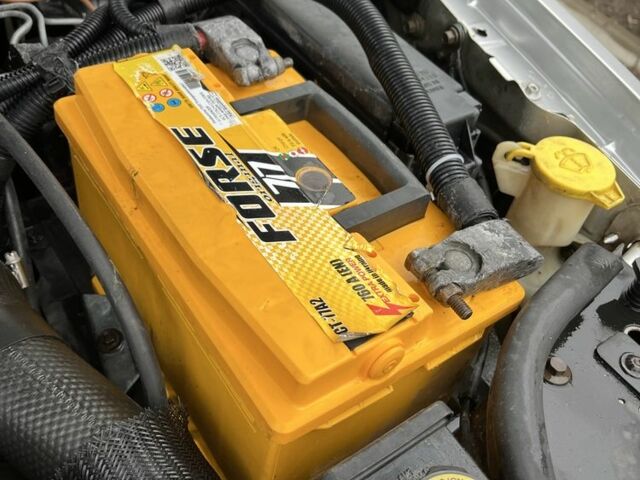 Сірий Джип Grand Cherokee, об'ємом двигуна 2.7 л та пробігом 355 тис. км за 5350 $, фото 13 на Automoto.ua