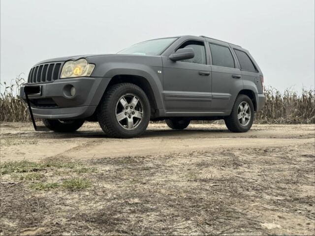 Серый Джип Гранд Чероки, объемом двигателя 3 л и пробегом 416 тыс. км за 5000 $, фото 5 на Automoto.ua