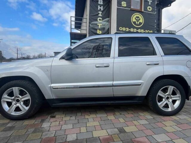 Серый Джип Гранд Чероки, объемом двигателя 5.7 л и пробегом 244 тыс. км за 9200 $, фото 3 на Automoto.ua