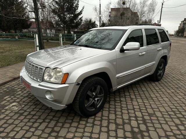 Серый Джип Гранд Чероки, объемом двигателя 3 л и пробегом 530 тыс. км за 5400 $, фото 1 на Automoto.ua