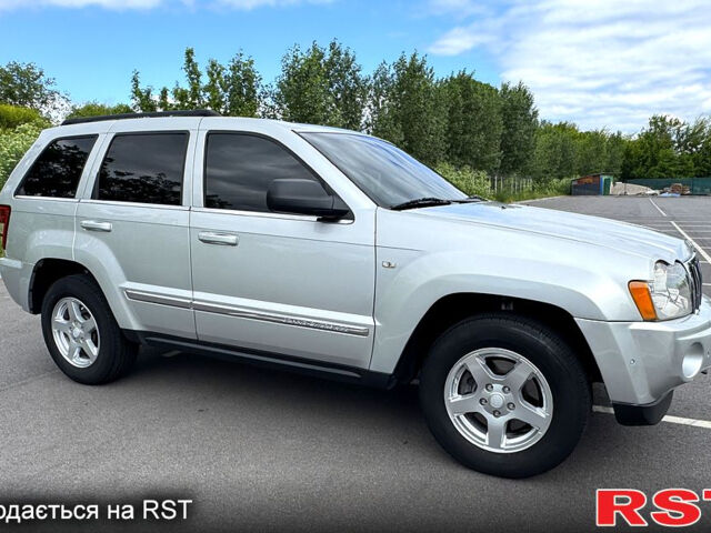 Сірий Джип Grand Cherokee, об'ємом двигуна 3 л та пробігом 232 тис. км за 10400 $, фото 2 на Automoto.ua