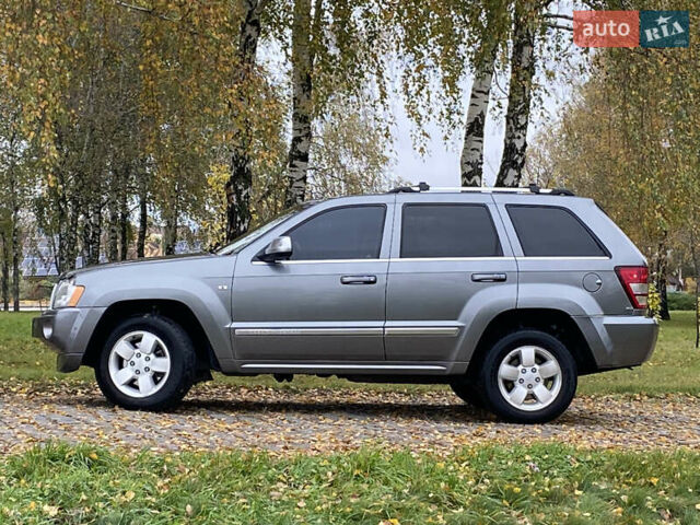 Джип Grand Cherokee 2006 у Житомирі на Automoto.ua Сірий Джип Grand Cherokee, об'ємом двигуна 3 л та пробігом 243 тис. км за 9999 $, фото 7 на Automoto.ua