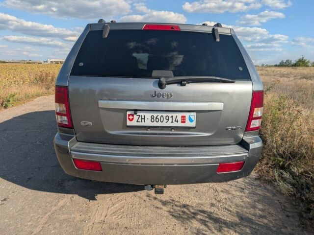 Серый Джип Гранд Чероки, объемом двигателя 3 л и пробегом 225 тыс. км за 7700 $, фото 3 на Automoto.ua