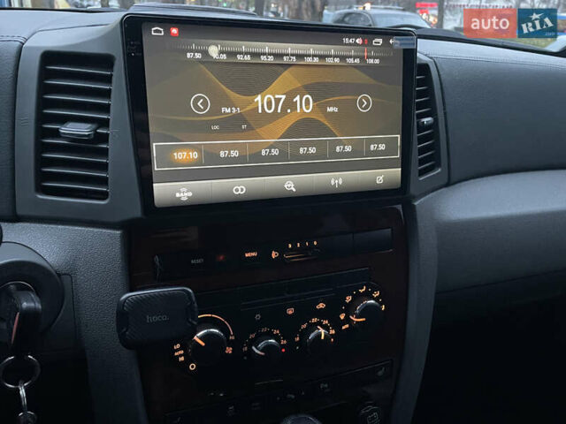 Серый Джип Гранд Чероки, объемом двигателя 5.7 л и пробегом 205 тыс. км за 11999 $, фото 14 на Automoto.ua