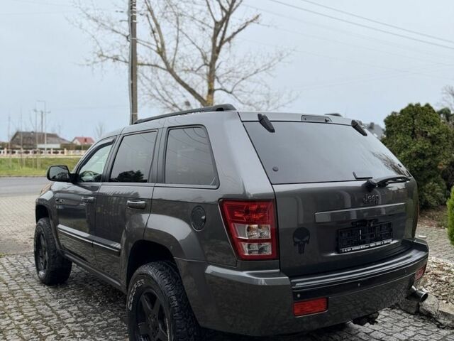 Серый Джип Гранд Чероки, объемом двигателя 3 л и пробегом 290 тыс. км за 3200 $, фото 1 на Automoto.ua