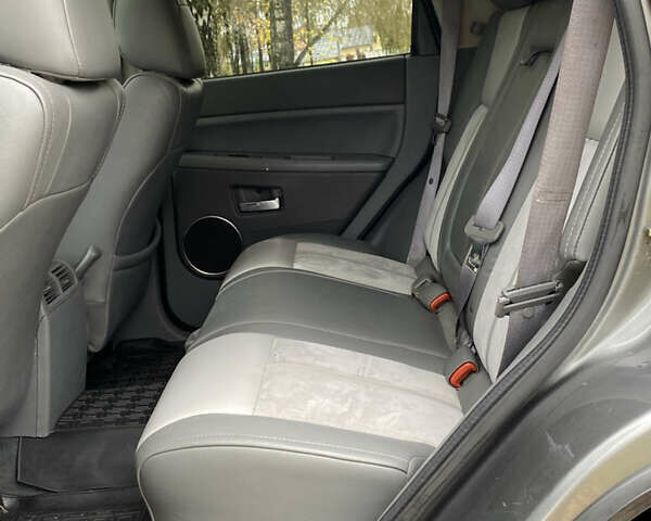 Джип Grand Cherokee 2006 у Житомирі на Automoto.ua Сірий Джип Grand Cherokee, об'ємом двигуна 3 л та пробігом 243 тис. км за 9999 $, фото 35 на Automoto.ua