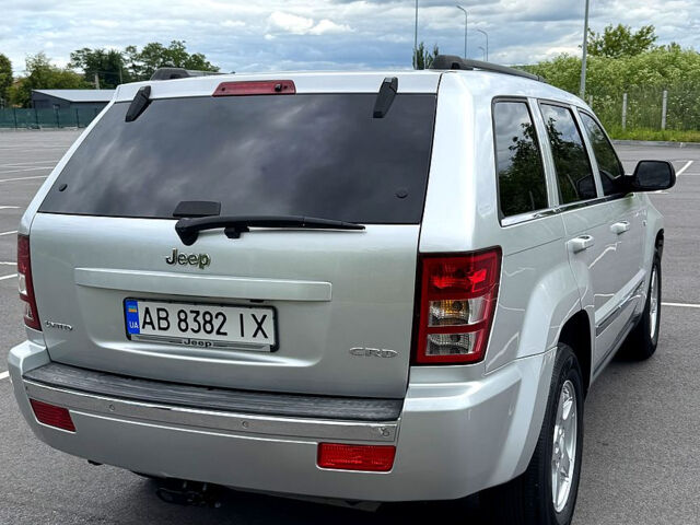 Сірий Джип Grand Cherokee, об'ємом двигуна 3 л та пробігом 232 тис. км за 10400 $, фото 4 на Automoto.ua