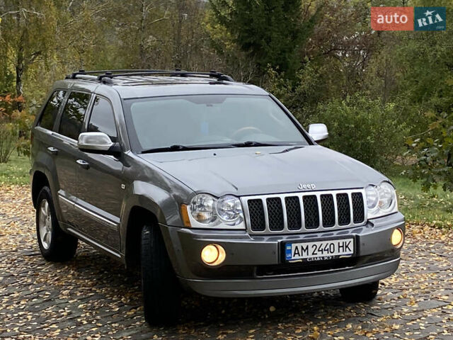 Джип Grand Cherokee 2006 у Житомирі на Automoto.ua Сірий Джип Grand Cherokee, об'ємом двигуна 3 л та пробігом 243 тис. км за 9999 $, фото 14 на Automoto.ua