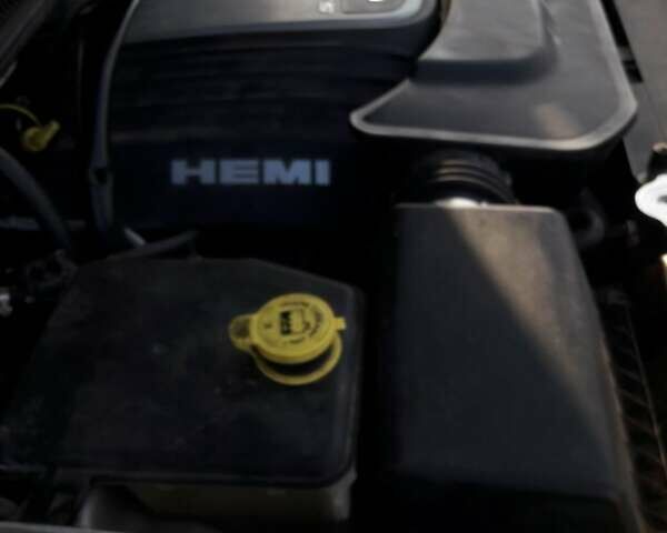 Серый Джип Гранд Чероки, объемом двигателя 5.65 л и пробегом 171 тыс. км за 10800 $, фото 7 на Automoto.ua