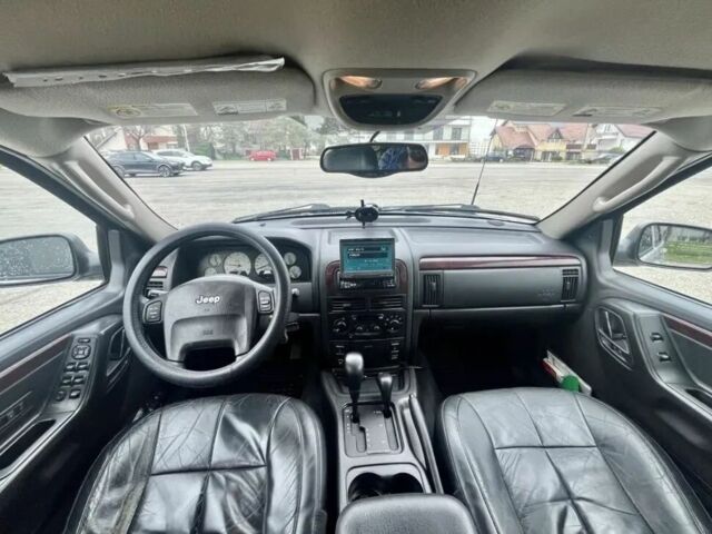 Сірий Джип Grand Cherokee, об'ємом двигуна 0 л та пробігом 233 тис. км за 3200 $, фото 4 на Automoto.ua