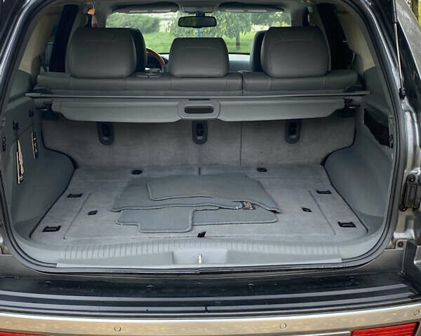 Джип Grand Cherokee 2006 у Житомирі на Automoto.ua Сірий Джип Grand Cherokee, об'ємом двигуна 3 л та пробігом 243 тис. км за 9999 $, фото 38 на Automoto.ua