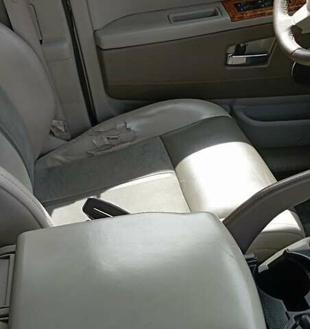 Сірий Джип Grand Cherokee, об'ємом двигуна 2.99 л та пробігом 297 тис. км за 10000 $, фото 18 на Automoto.ua