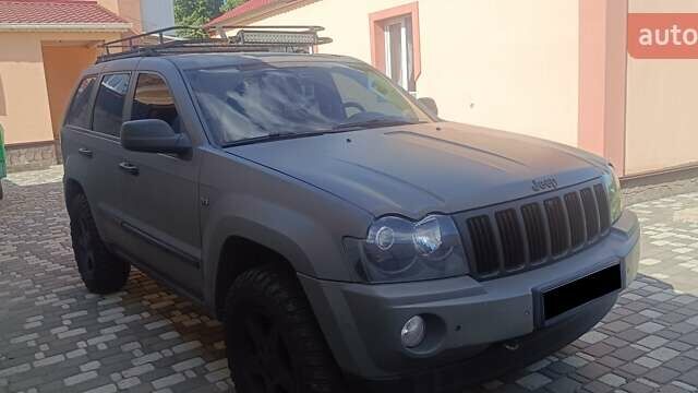 Сірий Джип Grand Cherokee, об'ємом двигуна 2.99 л та пробігом 317 тис. км за 10800 $, фото 5 на Automoto.ua