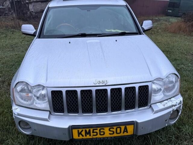 Серый Джип Гранд Чероки, объемом двигателя 3 л и пробегом 262 тыс. км за 5500 $, фото 1 на Automoto.ua