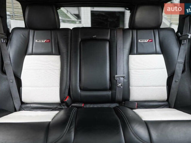 Серый Джип Гранд Чероки, объемом двигателя 6.06 л и пробегом 154 тыс. км за 15900 $, фото 15 на Automoto.ua